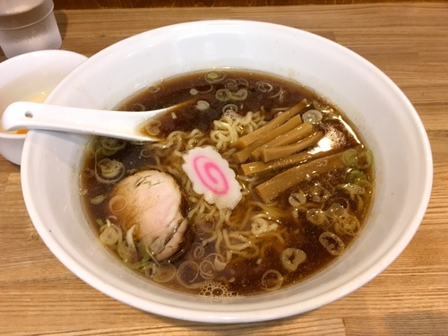 「中華麺 並盛 ＋ 生玉子」@三鷹大勝軒の写真