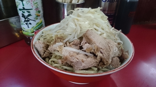 「大豚ダブル(ヤサイダブル)￥８００」@ラーメン二郎 目黒店の写真