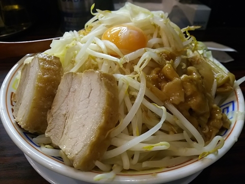 「【限定】汁なし にぼ野郎　大盛　＋野菜増し：サービス券」@煮干しらあめん 燕黒の写真