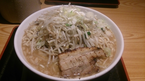 「角ふじ麺750円+メガ盛り300円」@常勝軒 総本店の写真