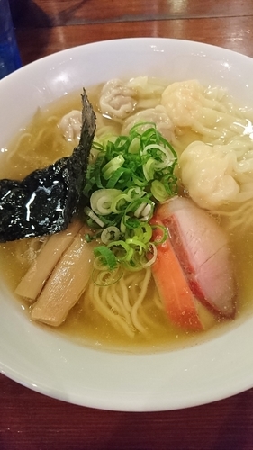 「特製ワンタン麺 白」@八雲の写真