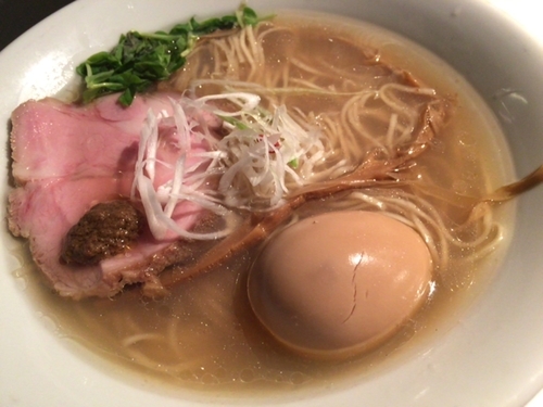 「塩そば(味玉)」@SOBAHOUSE金色不如帰の写真