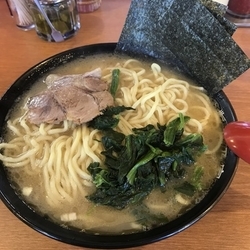 塩とんこつ大盛り ¥850