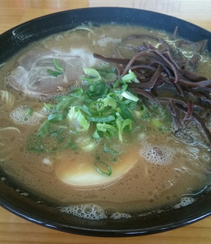 「豚骨ラーメン」@豚骨ラーメン 新井商店の写真