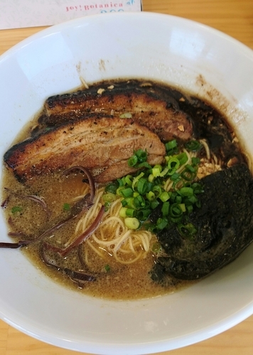 「限定 黒豚骨」@宮二郎の写真