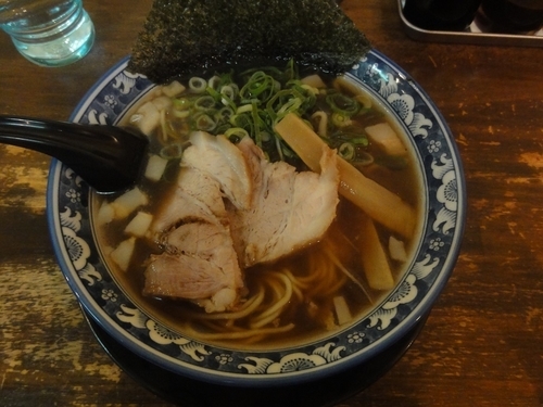 「魚介醤油らーめん」@麺彩 さくら食堂の写真