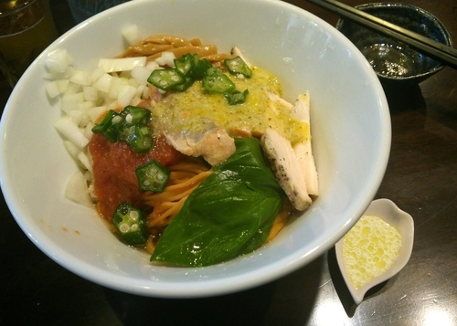 「【期間限定】鮭とマと男と女　920円」@麺や 蒼 AOIの写真