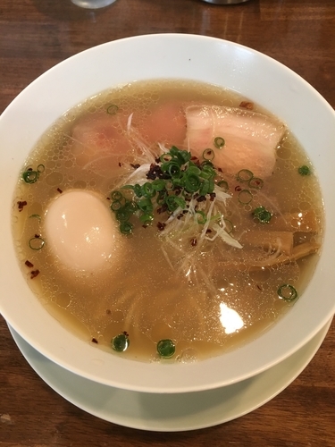 「味玉塩拉麺」@創作麺工房 鳴龍の写真