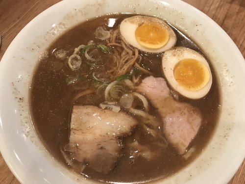 「喜多方ラーメン(煮干し)&冷やし中華」@麺や 七彩 八丁堀店の写真