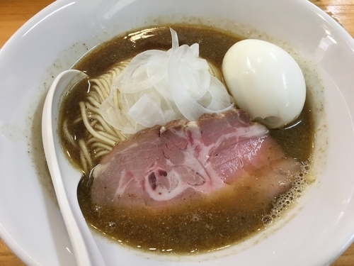 「醤油ソバ＋味玉」@煮干中華ソバ イチカワの写真