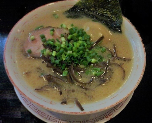 「長浜ラーメン+味玉 650円+100円」@博多長浜らーめん 六角堂 淵野辺本店の写真