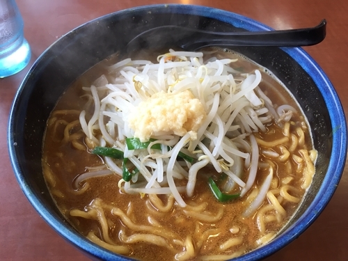 「カレーラーメン（大盛）&ニンニク増量」@くるまやラーメン 北本店の写真