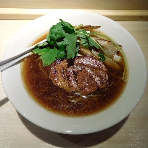 「生醤油らーめん（840円）」@八王子 麺屋土竜の写真