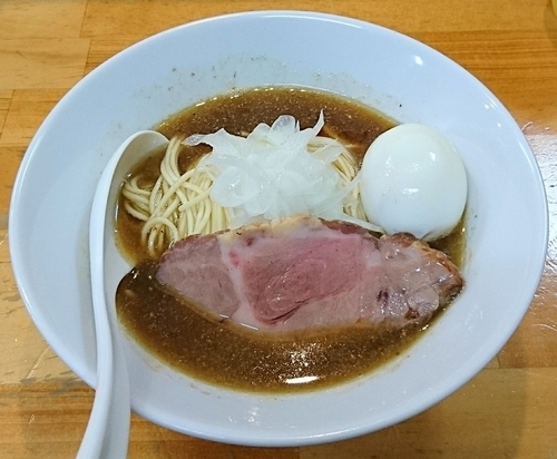「煮干ソバ(醤油)＋味玉＋和え玉」@煮干中華ソバ イチカワの写真