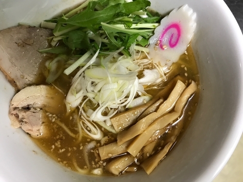 「魚だし醤油らぁ麺」@らぁ麺 きゆうの写真