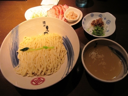 「限定　薬涼潮つけそば（８８０円）＋〆の冷や飯＋窯焼きチャー」@麺や 虎徹の写真