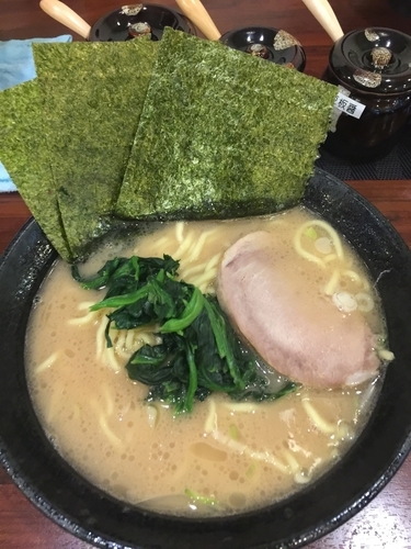 「ラーメン」@横浜らーめん 七七家の写真