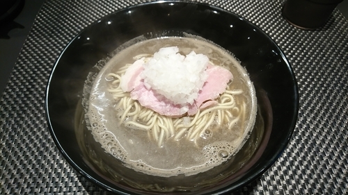 「烏賊煮干そば」@煮干乱舞の写真