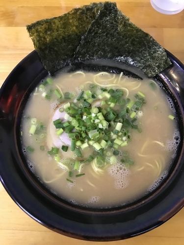 「九州豚骨らーめん」@九州とんこつらーめん 武者がよか 日ノ出町店の写真