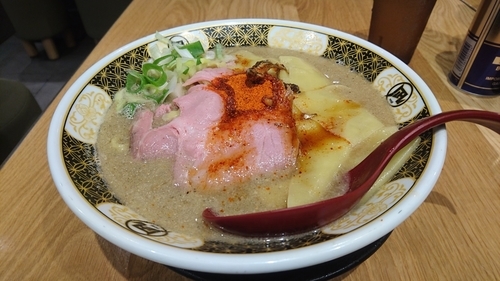「すごい煮干ラーメン(中盛･かた･濃い･5辛･塩)」@すごい煮干ラーメン凪 五反田西口店の写真