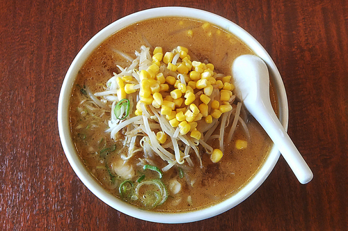 「味噌コーンラーメン(大盛り)」@栄楽飯店の写真