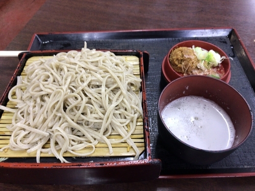 「おしぼりそば630円＋ジンギスカン550円」@手打ちそば そば信の写真