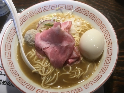 「味玉濃厚ラーメン900円、マヨチャーシューご飯200円」@らぁめん小池の写真