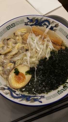 「あさりとあおさの塩ラーメン」@らーめん 波市の写真
