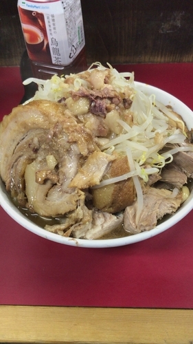 「小豚らーめん 巻チャー」@蓮爾 登戸店の写真