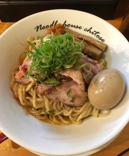 「油そば ￥750 with エビス中瓶 ￥600」@麺庵ちとせの写真