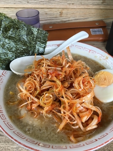 「豚骨正油ネギチャーシュー1000円」@岡ちゃんラーメンの写真