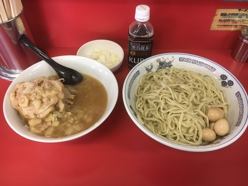 「小ラーメン ➕ ニンニクつけ麺 ➕うずら ➕ニンニク」@ラーメン二郎 茨城守谷店の写真