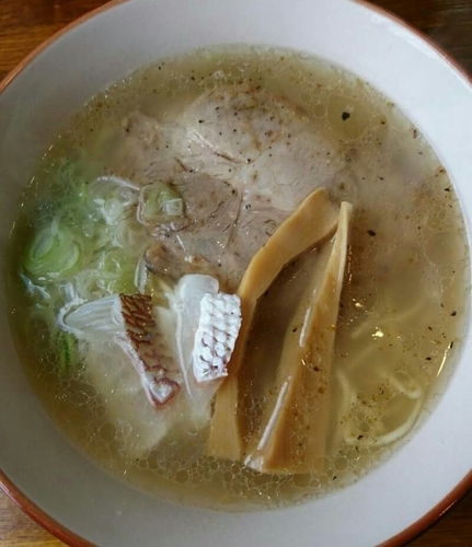 「あら炊き中華そば 塩」@中華そば GO.TO.KU ～仁～の写真