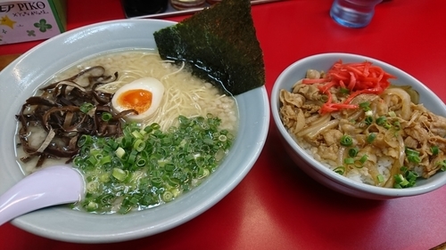 「焼き肉丼セット」@九州ラーメン 元吉田の写真