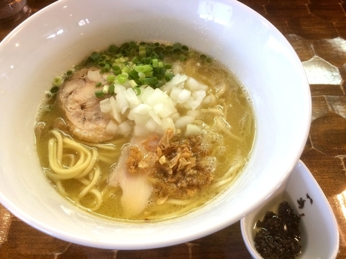 「鶏白湯醤油〜トリュフの香り〜（850円）」@活龍鶏そば専門店 とりだけの写真