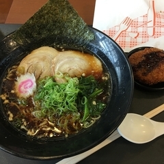 甲南PA（上り）フードコートの画像