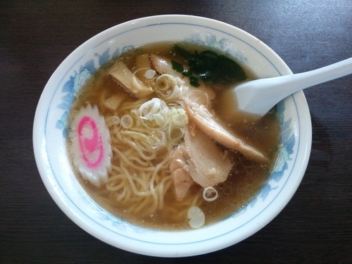 「らーめん」@手打ちらーめん 栄楽の写真