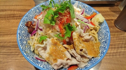 「【夏季限定】冷やしまぜそば 並」@ラーメン燈郎の写真