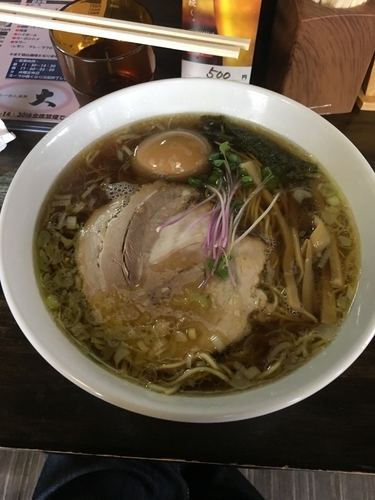 「醤油らーめん（700¥）」@ラーメン厨房 大の写真