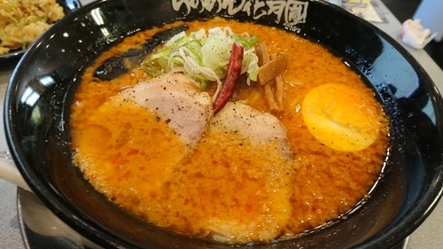 「嵐げんこつバリ辛ラーメン」@らあめん花月嵐 江南店の写真