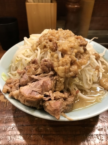 「中ラーメン¥750」@立川マシマシの写真