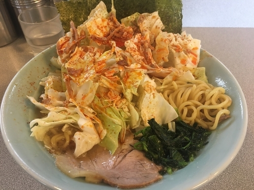 「ラーメン中盛り760円、ビリきゃべ230円」@匠家 50号バイパス店の写真