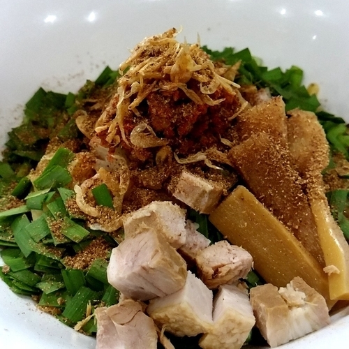 「手揉み汁なし山椒そば＋ニンニク」@麺丼Dining 夢者の写真