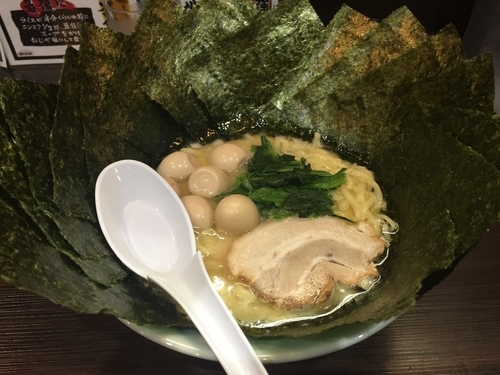 「のりスペシャル」@横浜家系ラーメン 魂心家 青葉台店の写真