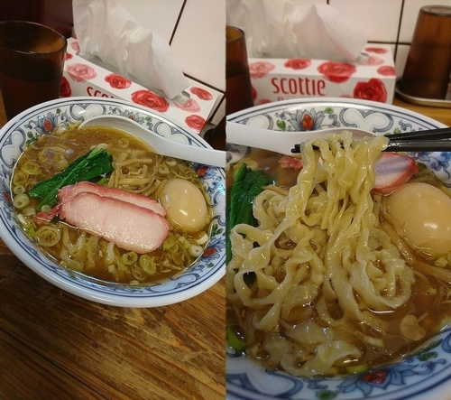 「『貝そば味玉(￥900)』を濃口醤油で…」@まるえ食堂の写真