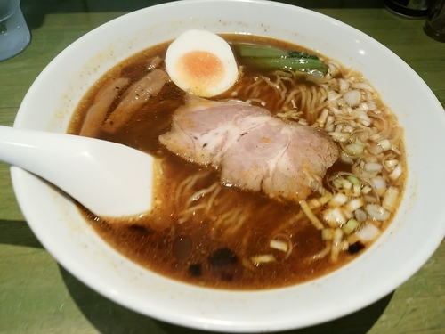 「スパイシーそば　焼豚入り！」@インディアン 池上店の写真