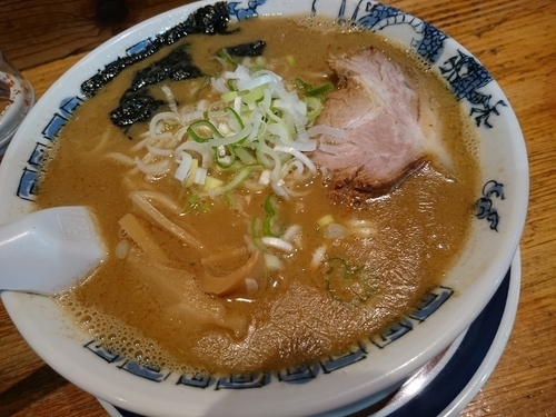 「特濃煮干し」@尾道らうめん 八八の写真