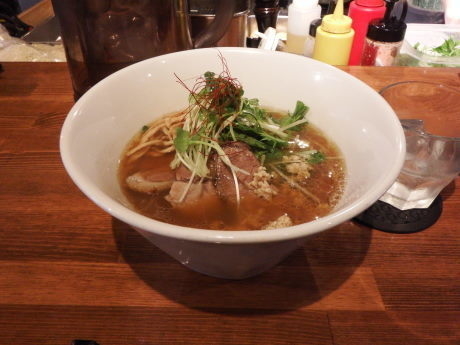 「くんそば　醤油」@麺屋 KEMURIの写真