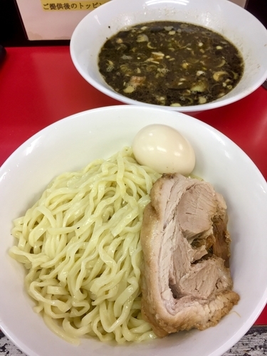 「【夜の部気まぐれ限定】黒マー油つけ麺 大 ￥850」@ラーメン一心の写真