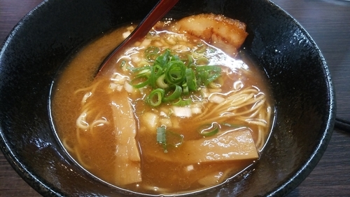 「魚介ラーメン」@拉麺プカプカの写真